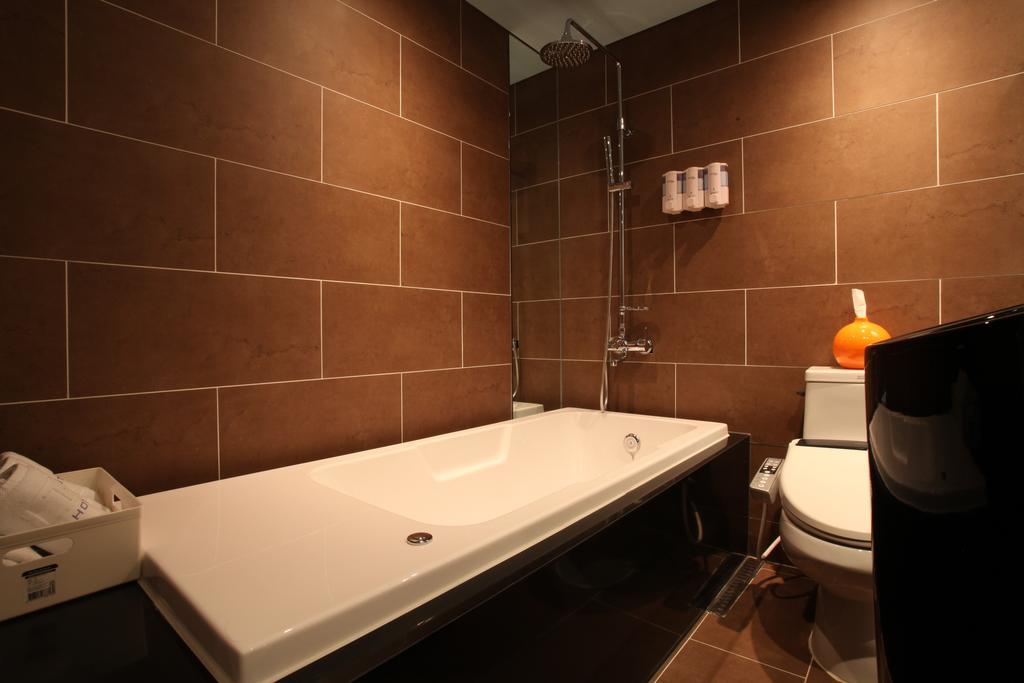 Hotel Pop2 Jongno Сеул Екстер'єр фото