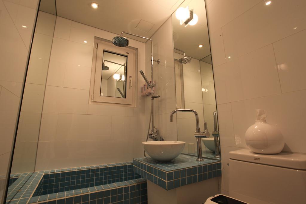 Hotel Pop2 Jongno Сеул Екстер'єр фото