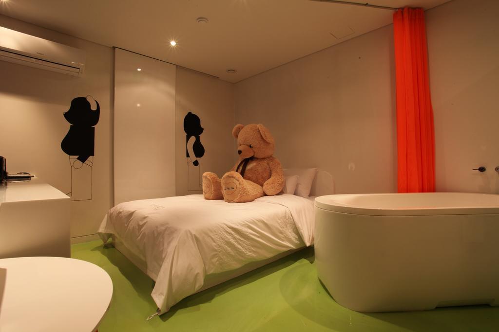 Hotel Pop2 Jongno Сеул Номер фото