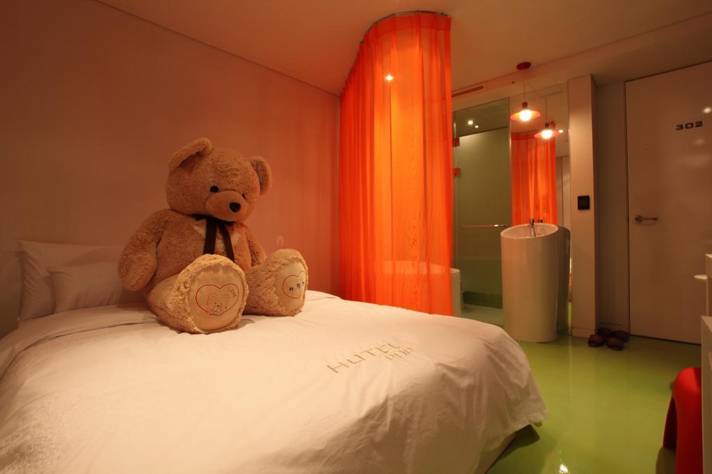 Hotel Pop2 Jongno Сеул Екстер'єр фото